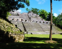 belize-tours Man on caracol ruins