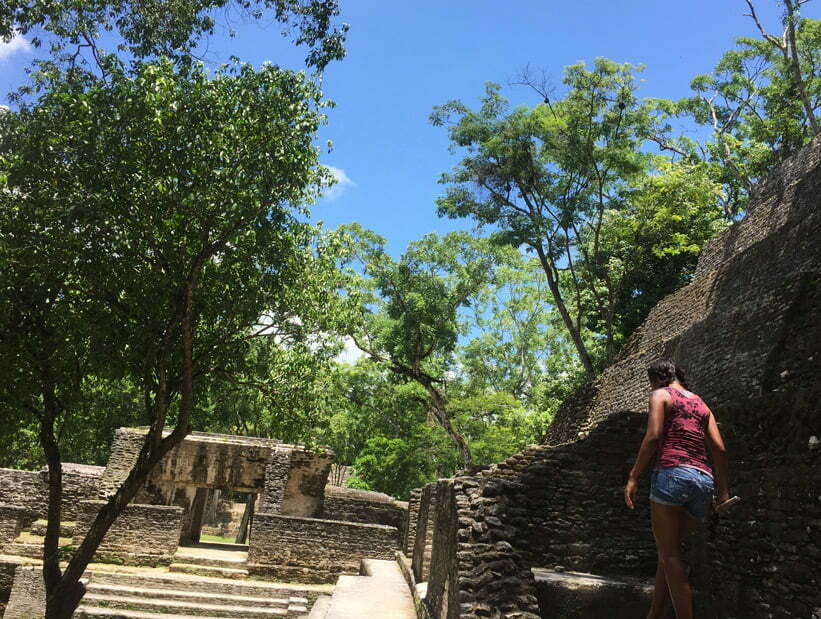 walk around cahal pech