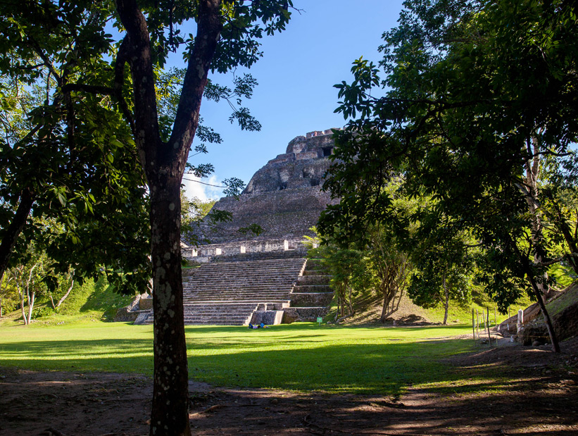 xunantunich mayan ruins