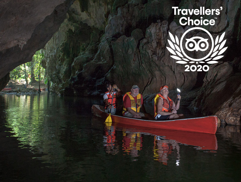 seniors at barton creek cave canoeing 2020